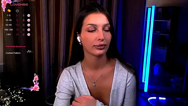 Laura_Bess's cam snapshot