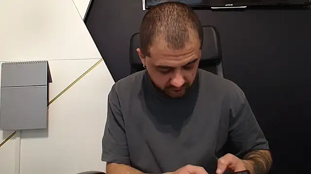 JamesMyerss's cam snapshot