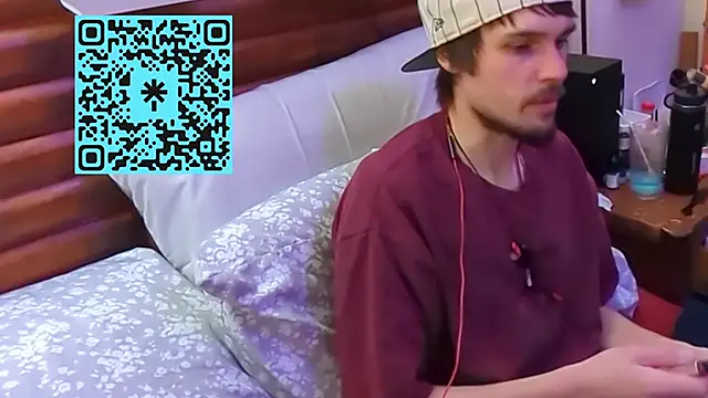 j_ray95's cam snapshot