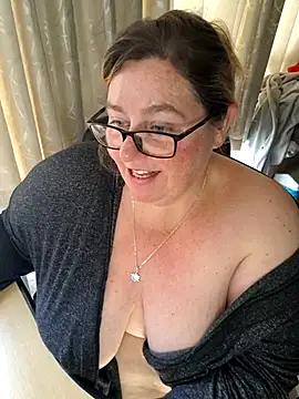 Iceprincess2bad4u's cam snapshot