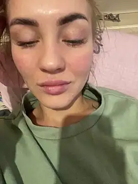 DreamGirl-777's cam snapshot