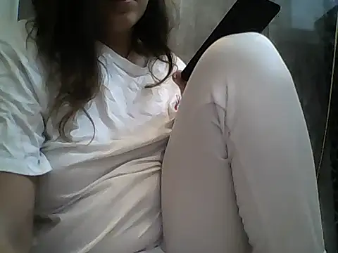 Dyana_Kaylinn's cam snapshot