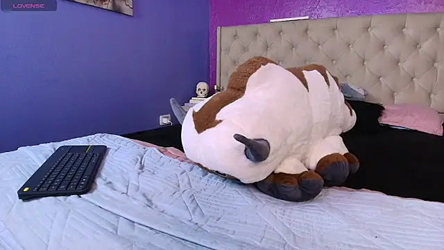 LittleCheerry's cam snapshot