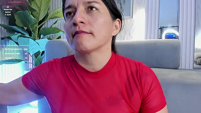 Emelyross_'s cam snapshot