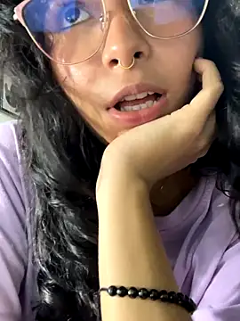 _vaiolet_owo's cam snapshot