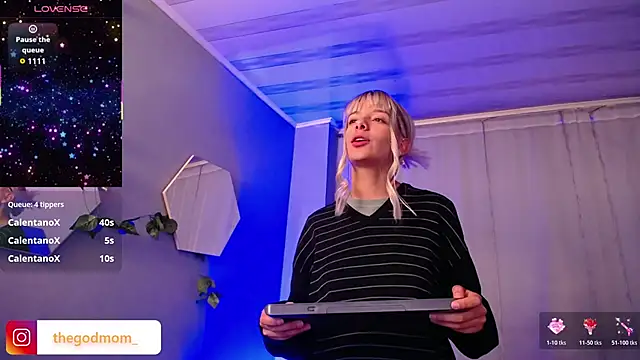 peyton_golden1's cam snapshot