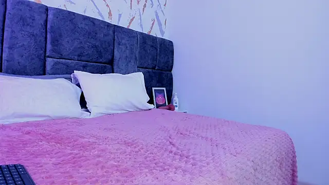 Astrid_Velle's cam snapshot