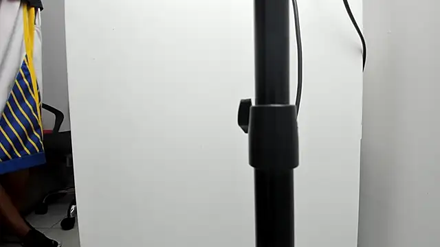 YuleimysAndAlex's cam snapshot