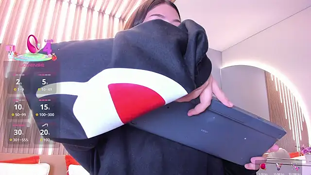 Sexy_paradise18_'s cam snapshot