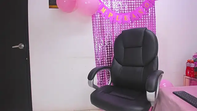 Gianna_Johnson's cam snapshot