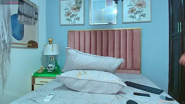 ScarlettWild_'s cam snapshot