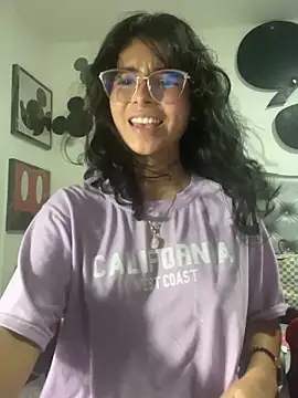 _vaiolet_owo's cam snapshot