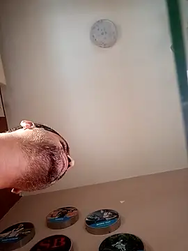 daddy_lip's cam snapshot