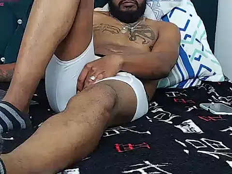 BladeFoxxx1's cam snapshot