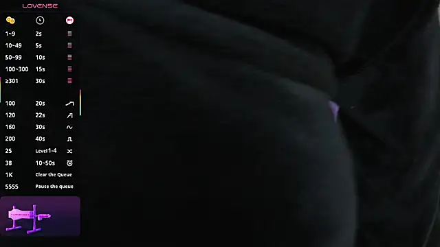 LanaMills_'s cam snapshot