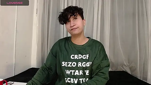 Im_Milan_Rs's cam snapshot