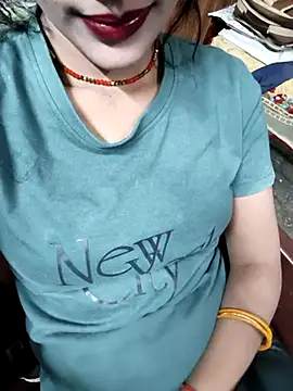 Eshwari_Chopra's cam snapshot