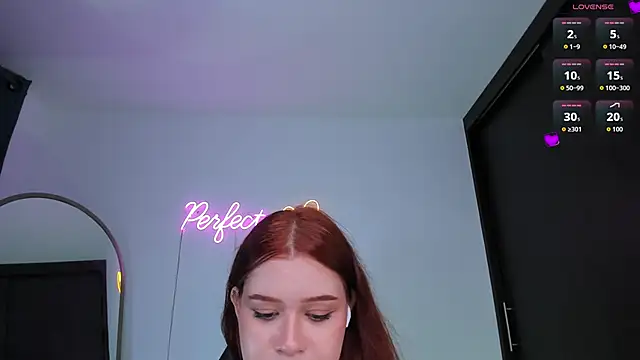 daniela_hornny's cam snapshot