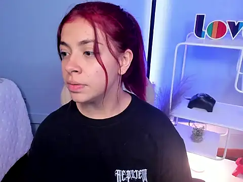 KathiaSaenz_'s cam snapshot