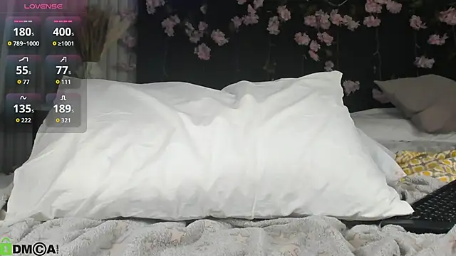 Esme_Runn's cam snapshot