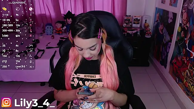 lily3_4's cam snapshot