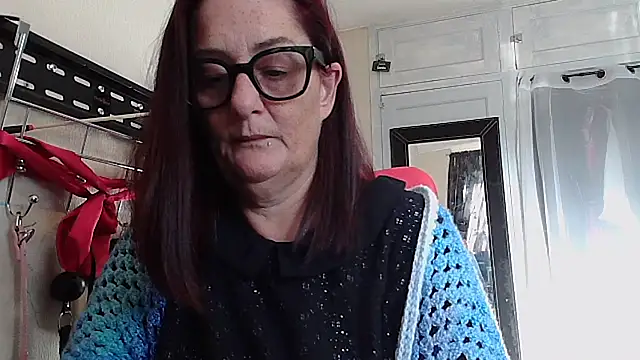 Mrs-Ivy's cam snapshot