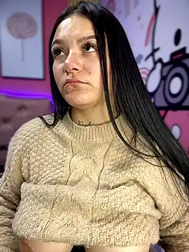 Megaan__More's cam snapshot