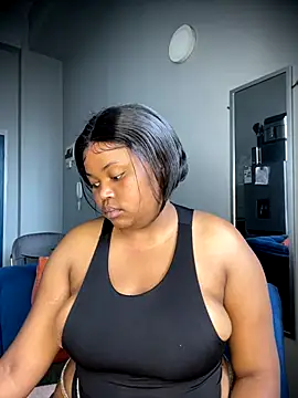 Curveysinaa's cam snapshot