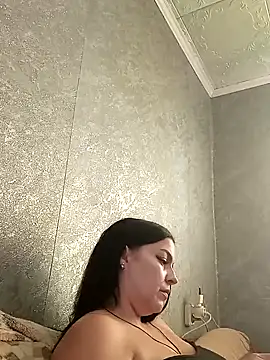 Greta_Tamar's cam snapshot