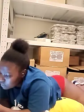 pretty_shany's cam snapshot