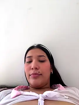 IsabellaJoness_'s cam snapshot