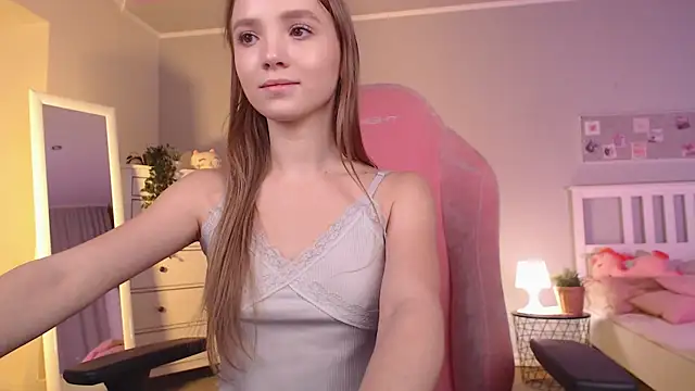 Adria_Arjona's cam snapshot