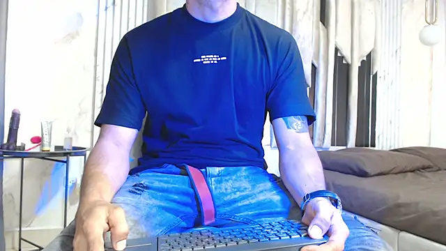 Morganandmegan live sex cam