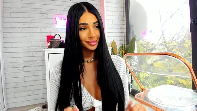 Britney_Charm_ live sex cam