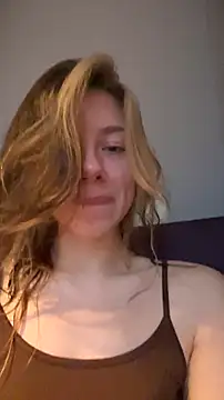 Mary_Leaf's cam snapshot