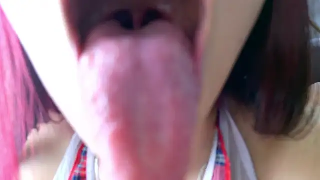 sammanta_boobs live sex cam