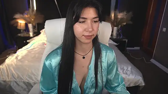 EmilyCandyy's cam snapshot