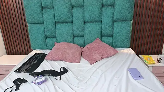 AyananSin's cam snapshot