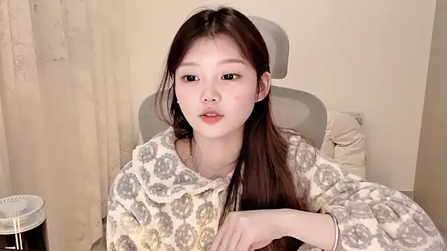 yang-yang-yang's cam snapshot