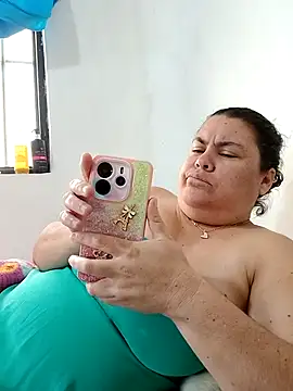 yaneth_'s cam snapshot