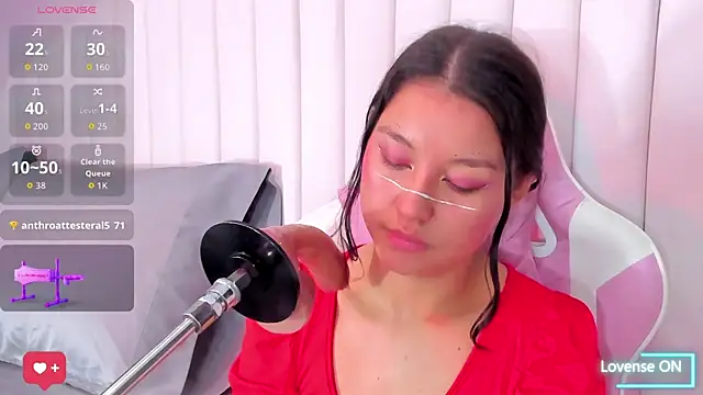 mia_celezte's cam snapshot