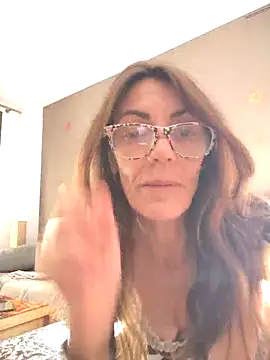 Eimikuro11's cam snapshot