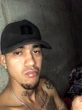 tattoos22's cam snapshot