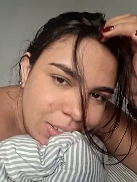 daniela_crozee_'s cam snapshot