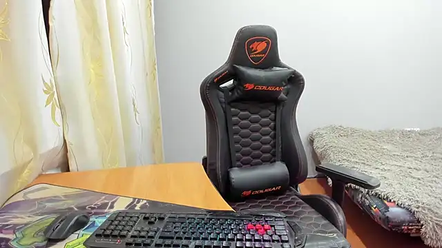 iliaskrislove live sex cam