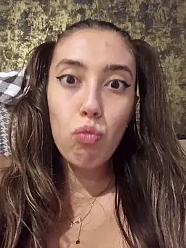 Virgin_Pussy_Horny live sex cam