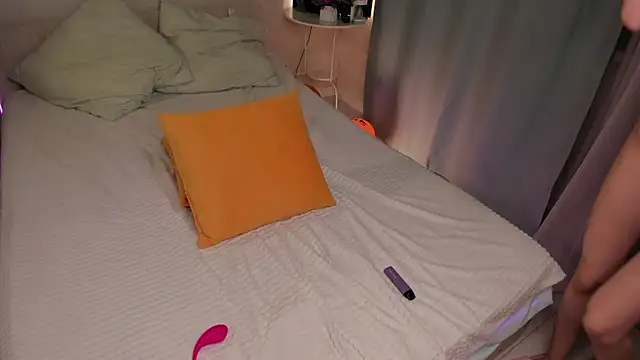 Chloeee4200's cam snapshot