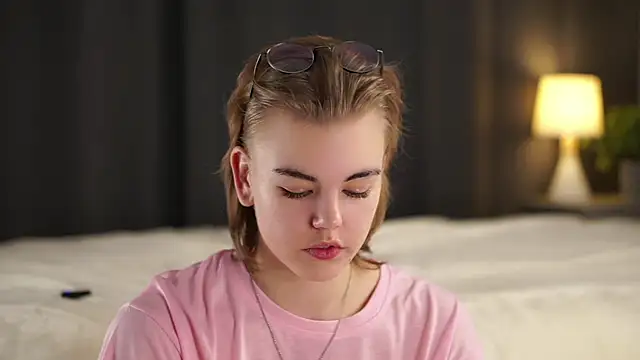 MelodyBaur's cam snapshot