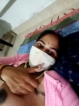 CUTE_CPL_001's cam snapshot