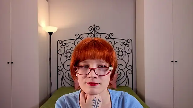 oliviafairy1's cam snapshot